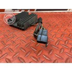Regulateur de tension 